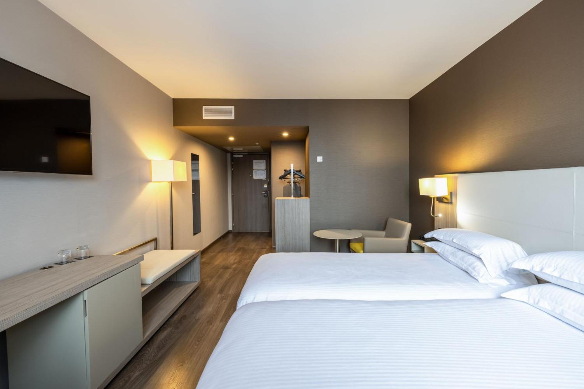 Ac Hotel By Marriott Marseille Prado Velodrome Kültér fotó