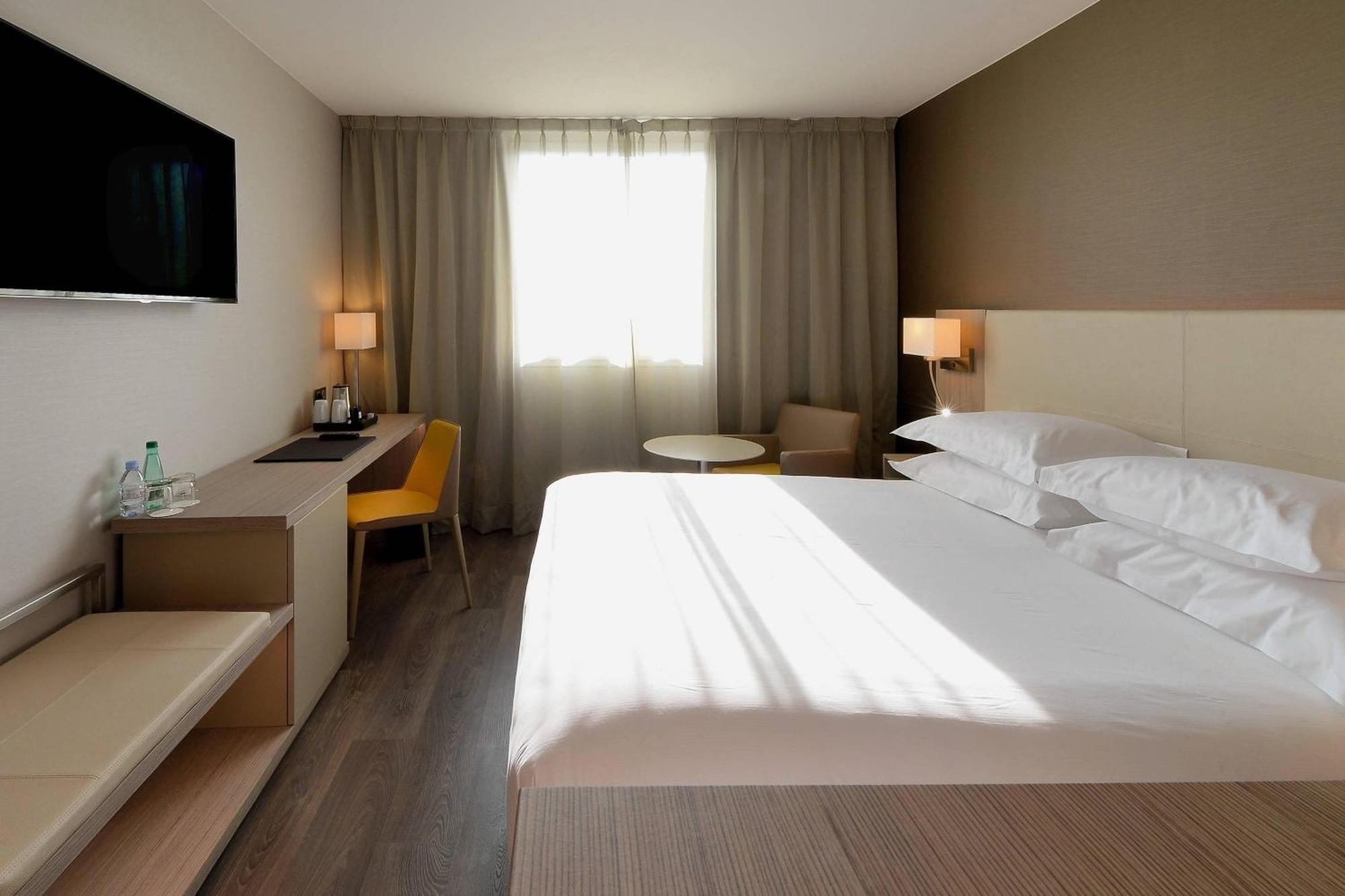 Ac Hotel By Marriott Marseille Prado Velodrome Kültér fotó